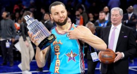 库里新赛季期待：巅峰回归，挑战与机遇并存